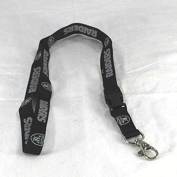 NFL Las Vegas Raiders Black Lanyard Key Chain W/ D - Picture 1 of 3